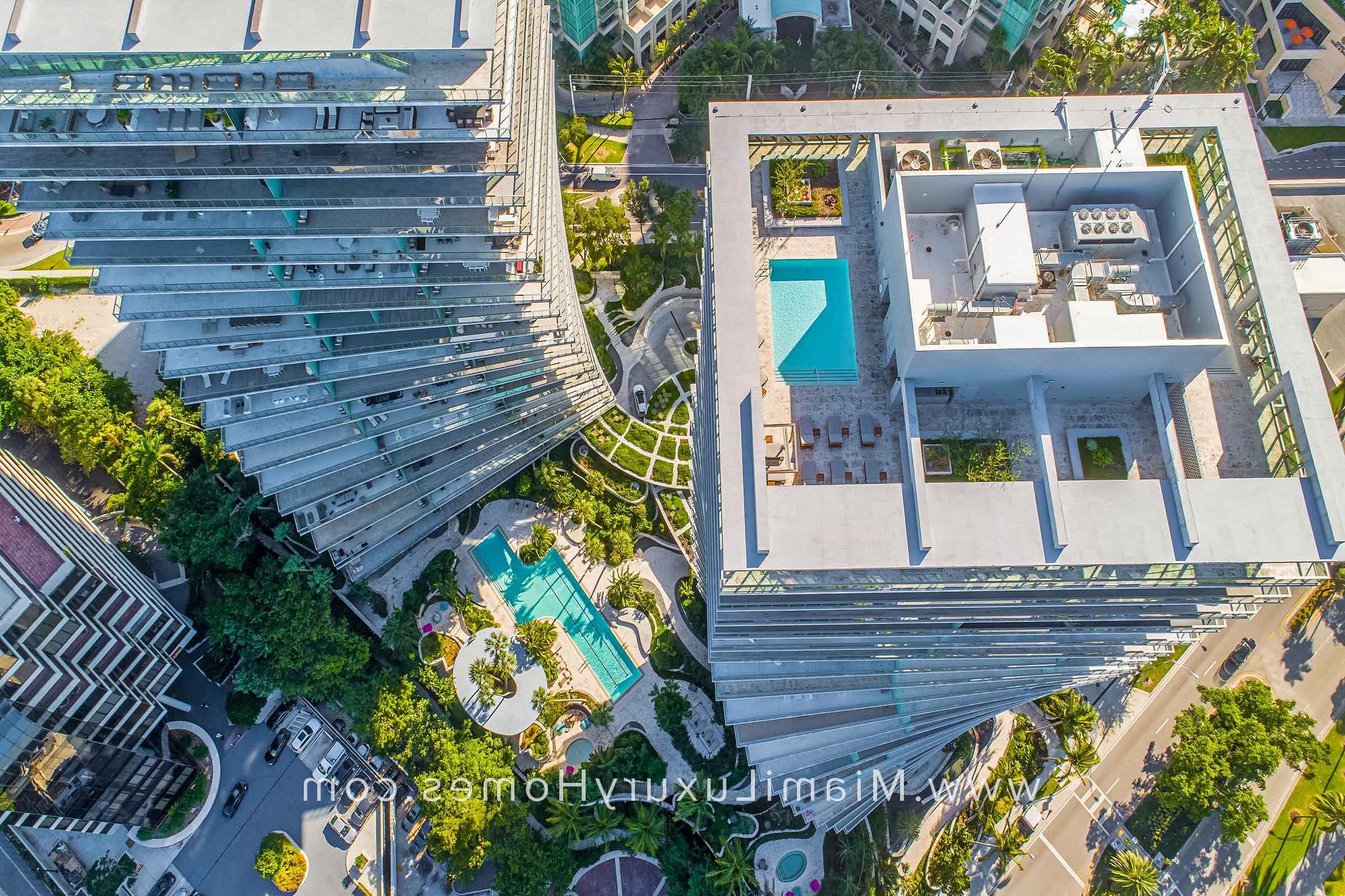 Grove at Grand Bay Rooftop Pool